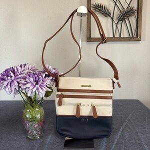 Stone & Co Leather Adjustable Strap Crossbody Bag